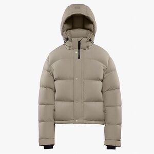 Aritzia Super Puff Shorty